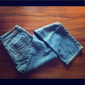 AEO Straight Jeans EUC size 4